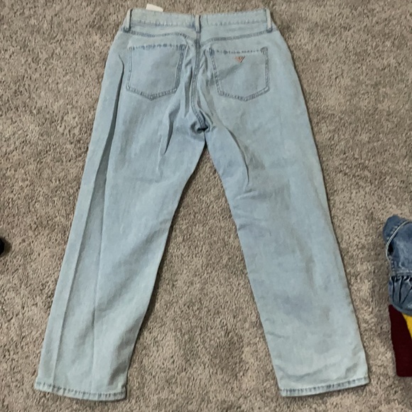 Guess Jeans - Picture 5 of 5